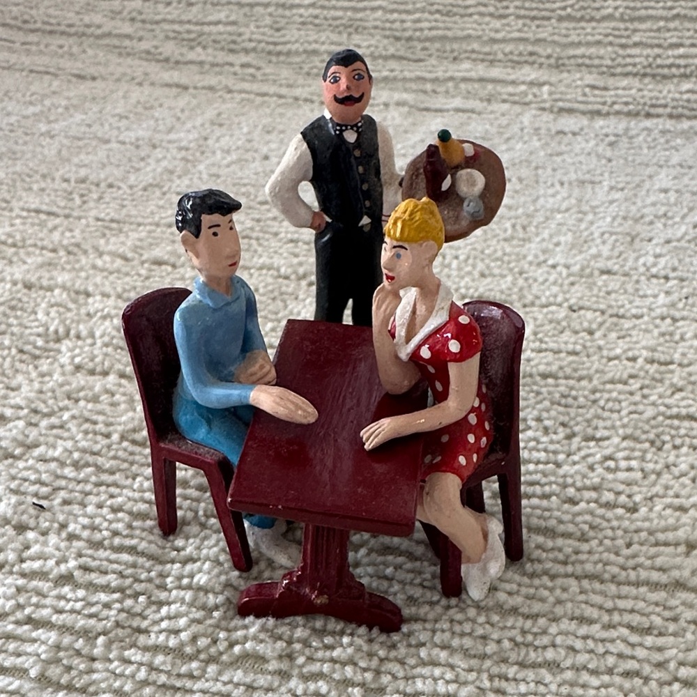 Charming Cafe Figurine Set
